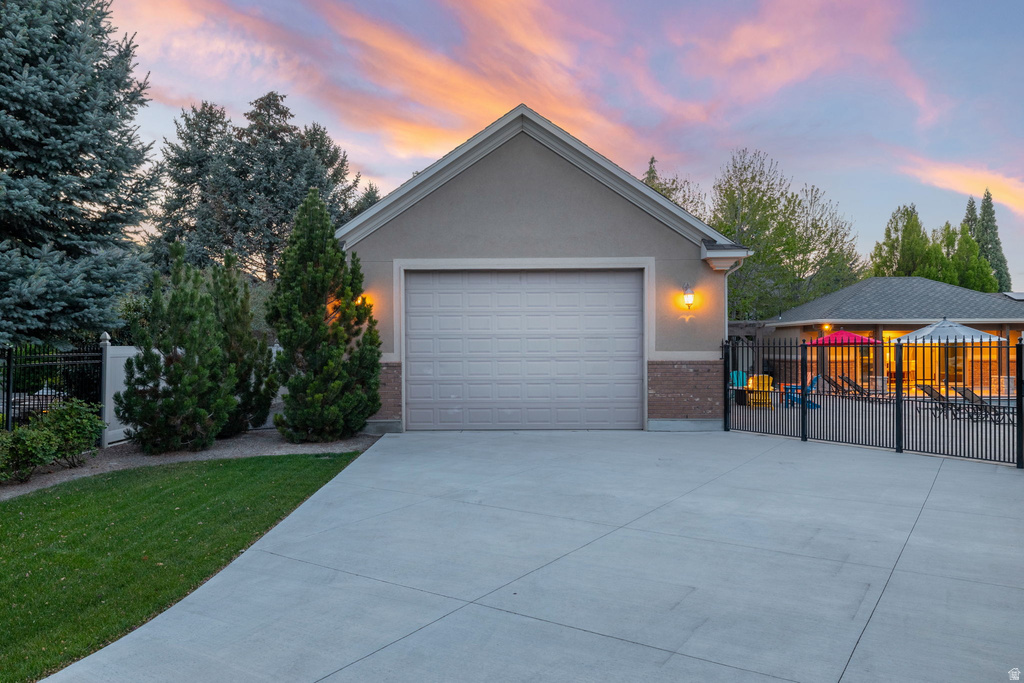 2312 W GALLANT FOX CT South Jordan, UT 84095
