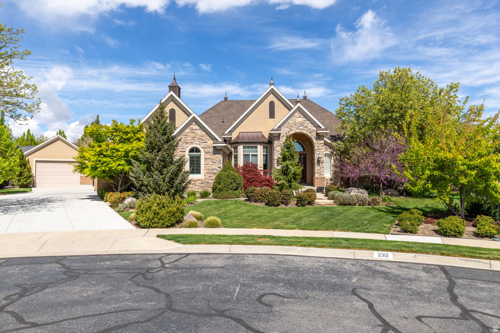 2312 W GALLANT FOX CT South Jordan, UT 84095