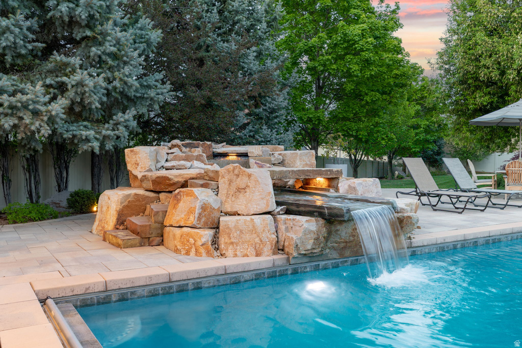 2312 W GALLANT FOX CT South Jordan, UT 84095