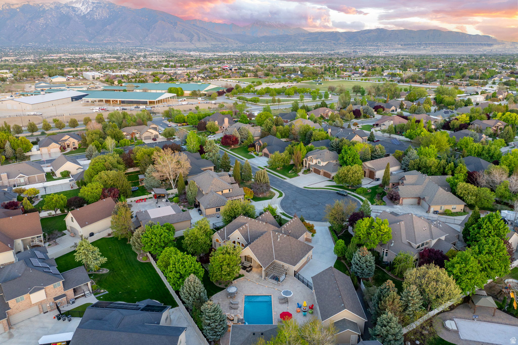 2312 W GALLANT FOX CT South Jordan, UT 84095