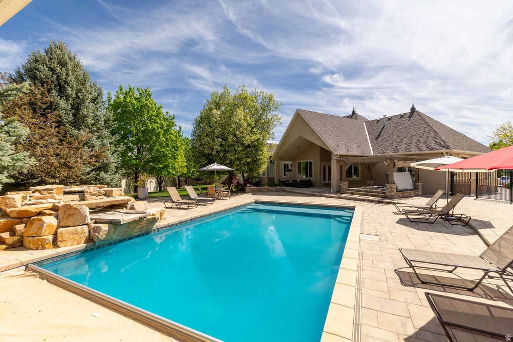 2312 W GALLANT FOX CT South Jordan, UT 84095