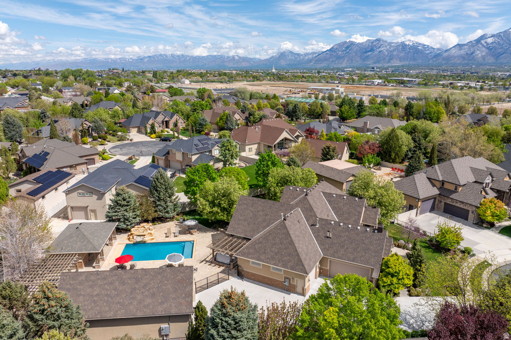 2312 W GALLANT FOX CT South Jordan, UT 84095