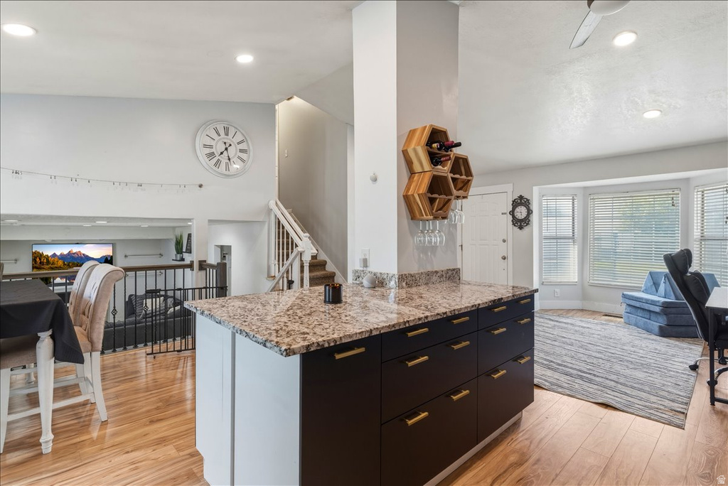 5718 W SUNBOW DR Kearns, UT 84118
