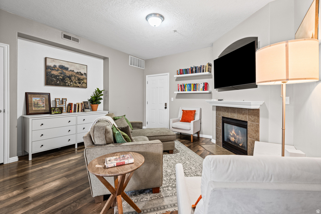 180 W ALBION VILLAGE WAY #301 Sandy, UT 84070