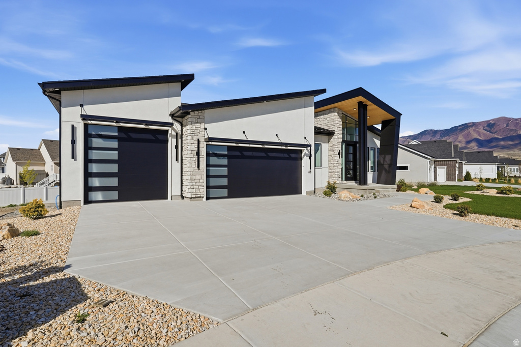 118 W MORNING GLORY CIR Stansbury Park, UT 84074