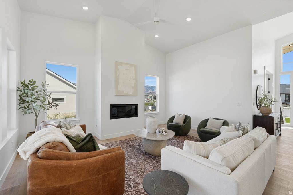 118 W MORNING GLORY CIR Stansbury Park, UT 84074