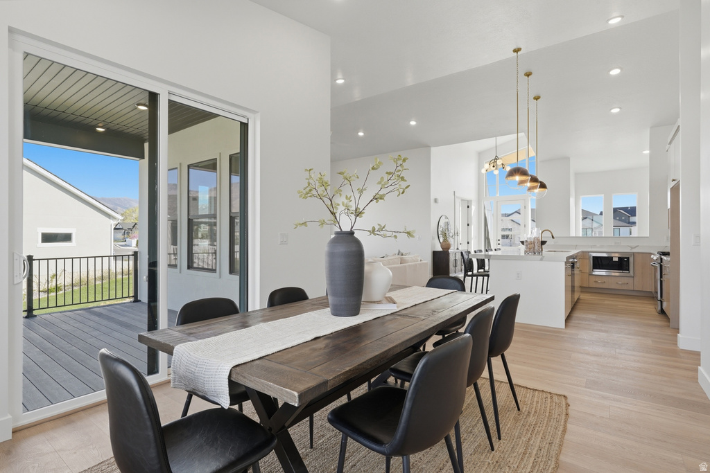 118 W MORNING GLORY CIR Stansbury Park, UT 84074