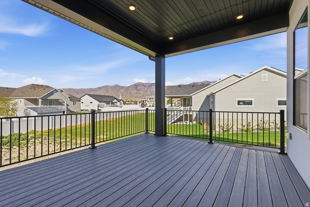118 W MORNING GLORY CIR Stansbury Park, UT 84074