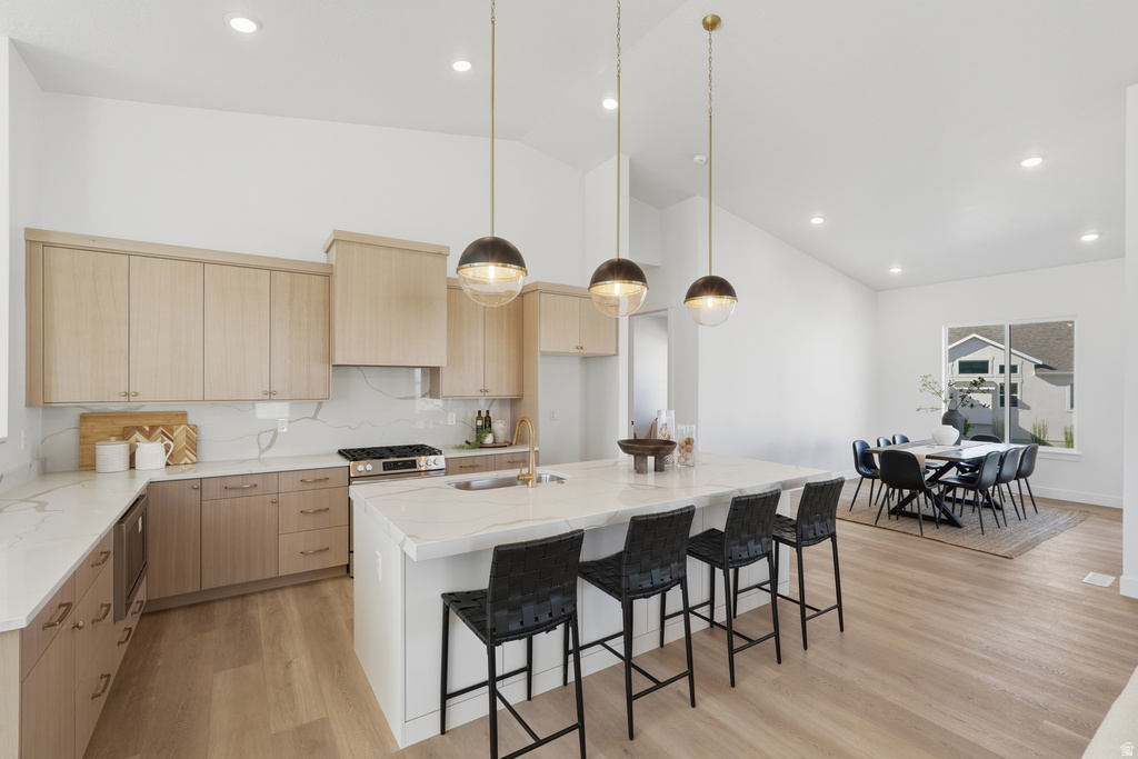 118 W MORNING GLORY CIR Stansbury Park, UT 84074