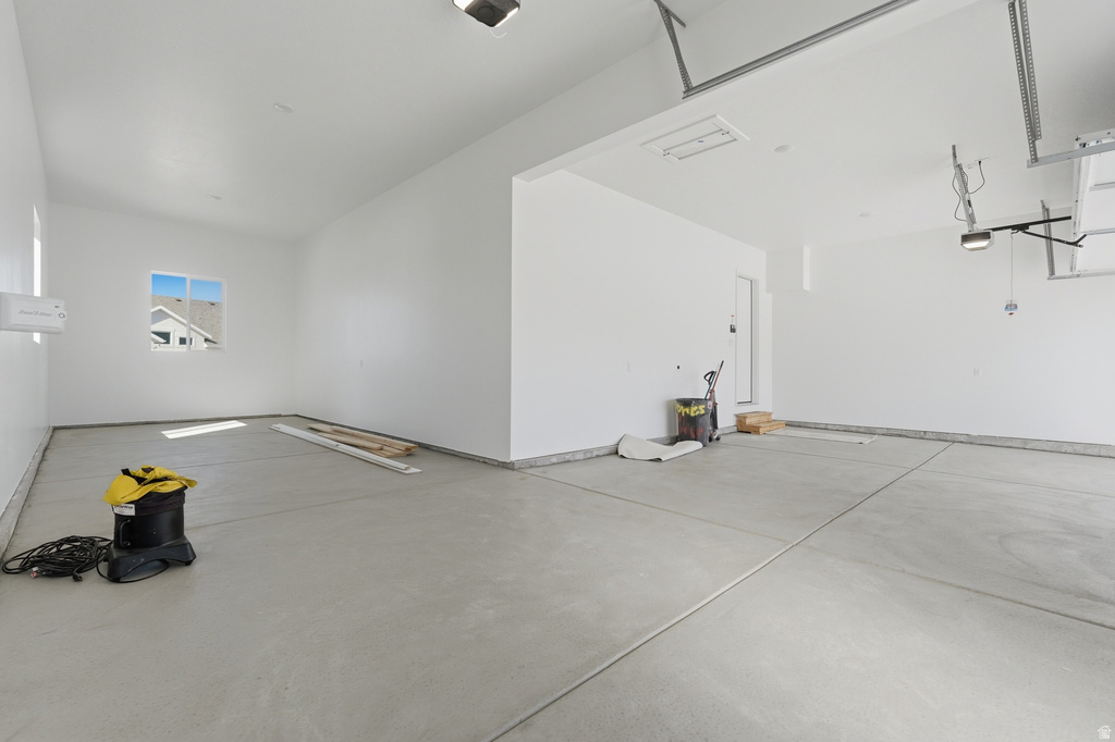118 W MORNING GLORY CIR Stansbury Park, UT 84074