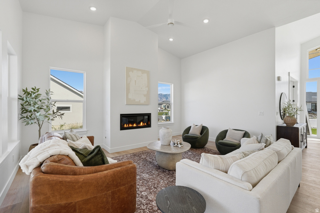 118 W MORNING GLORY CIR Stansbury Park, UT 84074