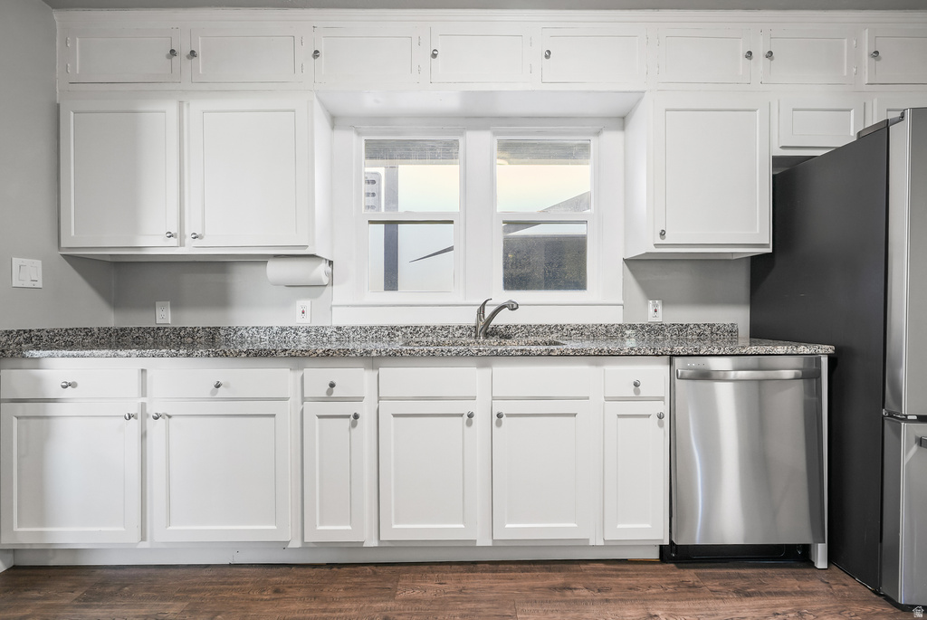 2938 S CYPRUS LN Magna, UT 84044