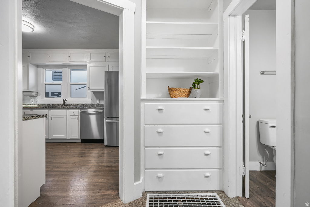 2938 S CYPRUS LN Magna, UT 84044