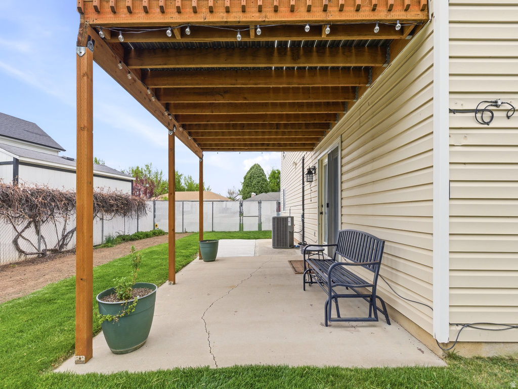 2079 N 2100 E Layton, UT 84040