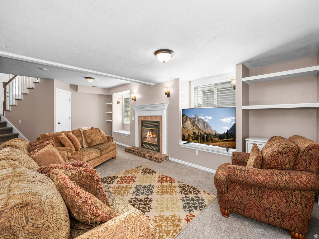 2079 N 2100 E Layton, UT 84040