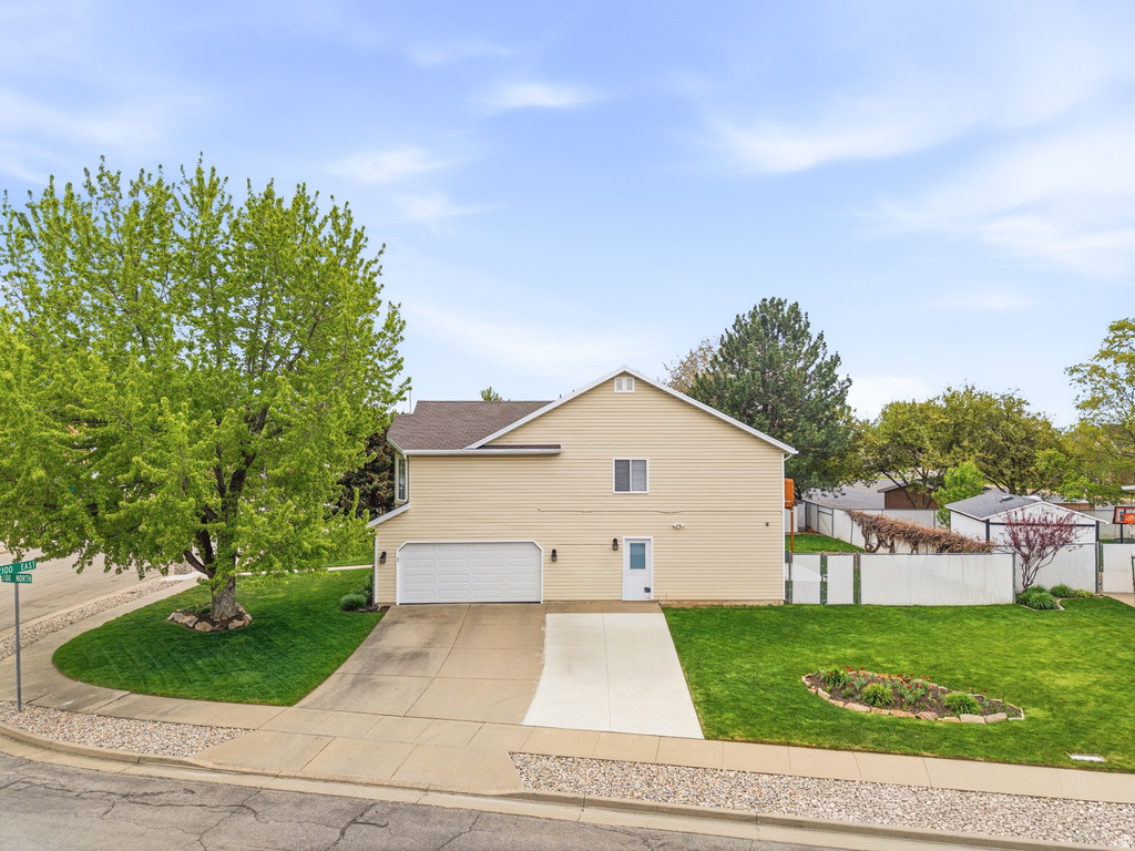 2079 N 2100 E Layton, UT 84040