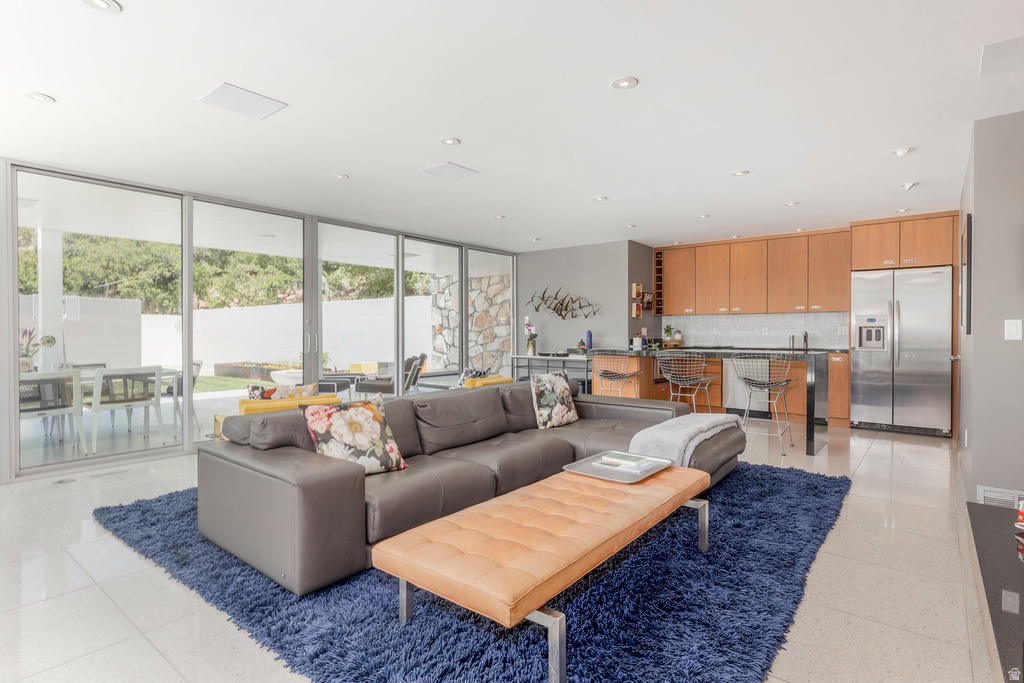 3017 E SAINT MARYS CIR Salt Lake City, UT 84108