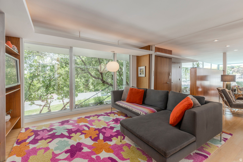 3017 E SAINT MARYS CIR Salt Lake City, UT 84108