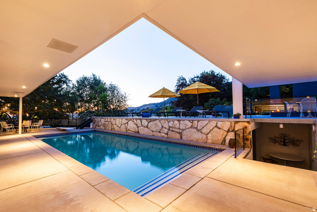 3017 E SAINT MARYS CIR Salt Lake City, UT 84108