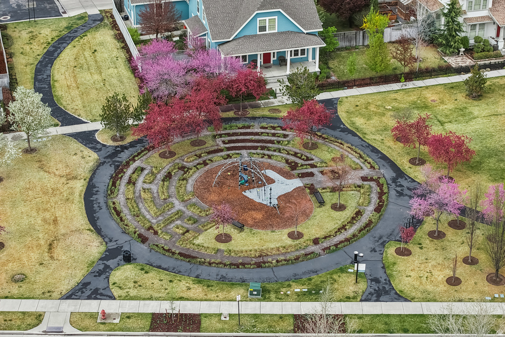 11057 S TOPVIEW RD South Jordan, UT 84009