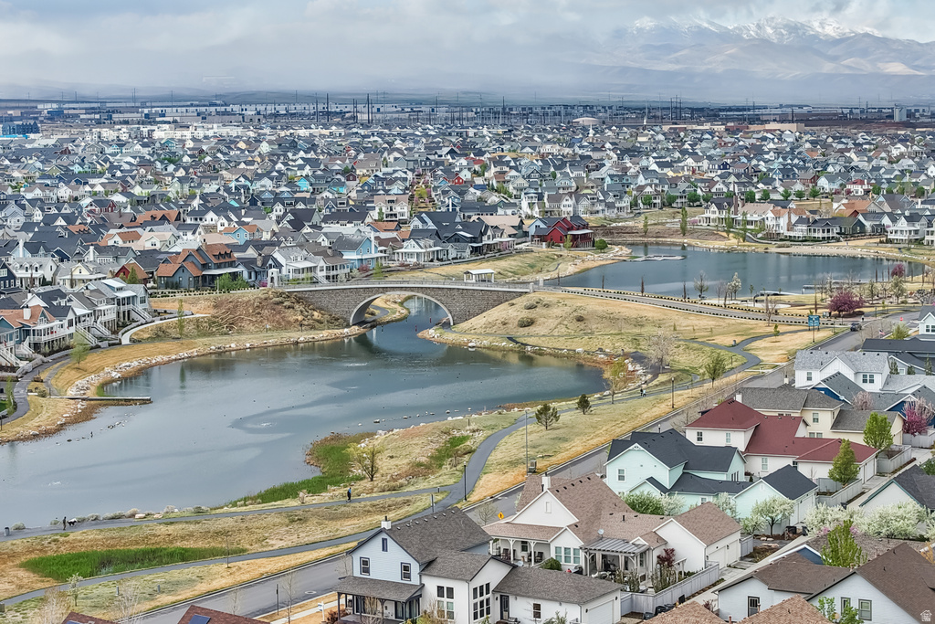 11057 S TOPVIEW RD South Jordan, UT 84009