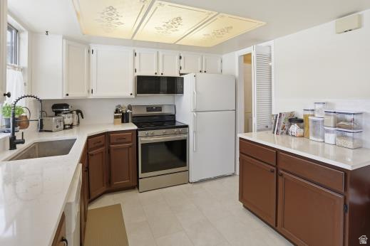 627 E SPRINGHILL DR Murray, UT 84107