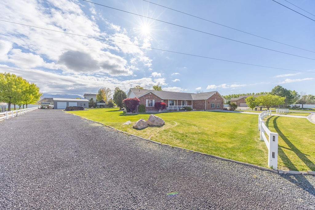 2162 S 2850 W West Haven, UT 84401