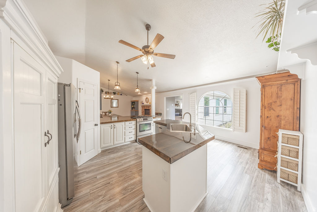 2162 S 2850 W West Haven, UT 84401