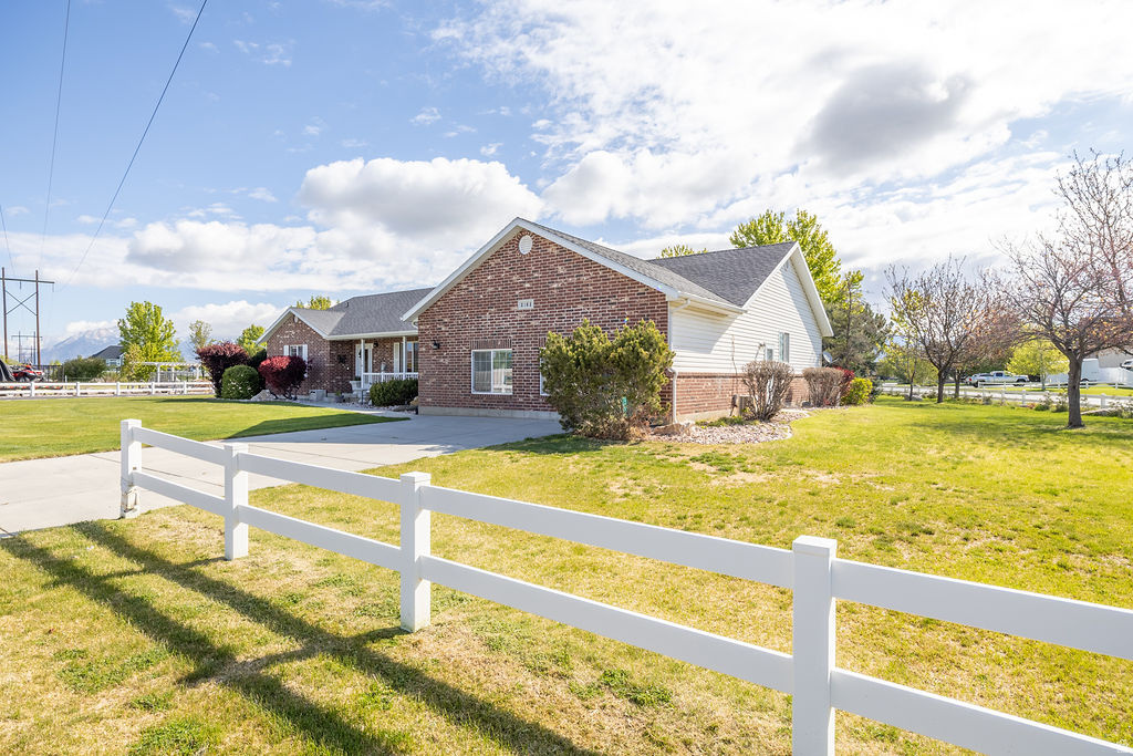 2162 S 2850 W West Haven, UT 84401