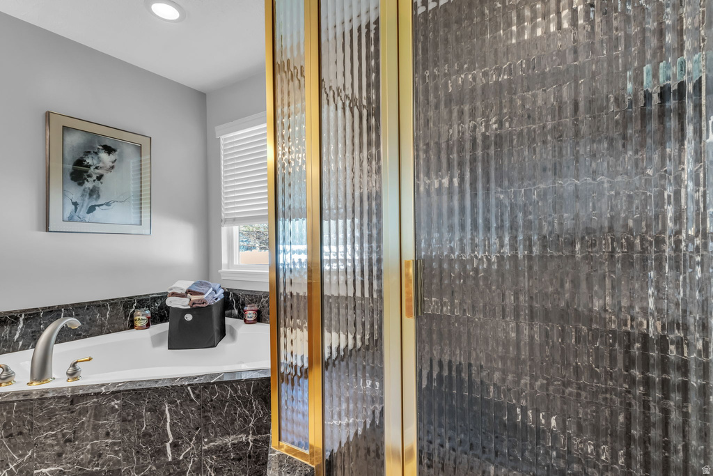 1679 E KIERSTIN PL Salt Lake City, UT 84108
