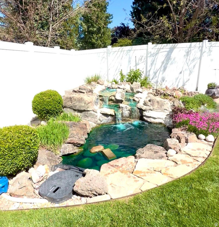 1679 E KIERSTIN PL Salt Lake City, UT 84108