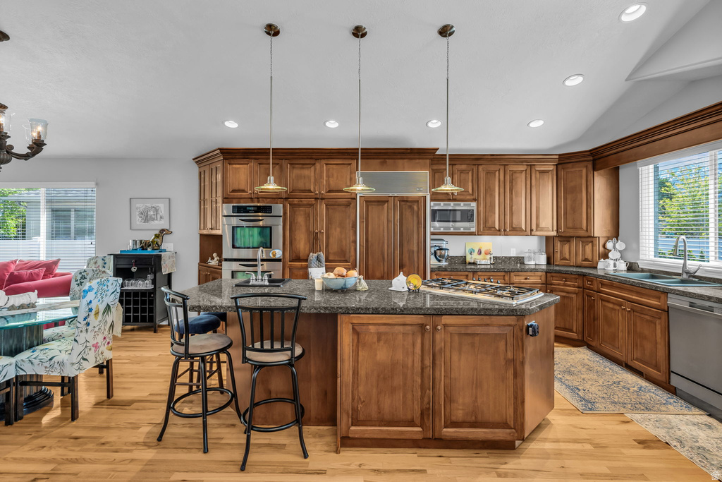 1679 E KIERSTIN PL Salt Lake City, UT 84108