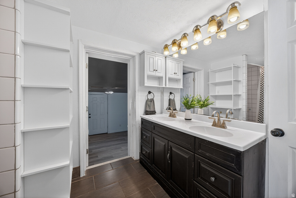 125 S 200 W Farmington, UT 84025