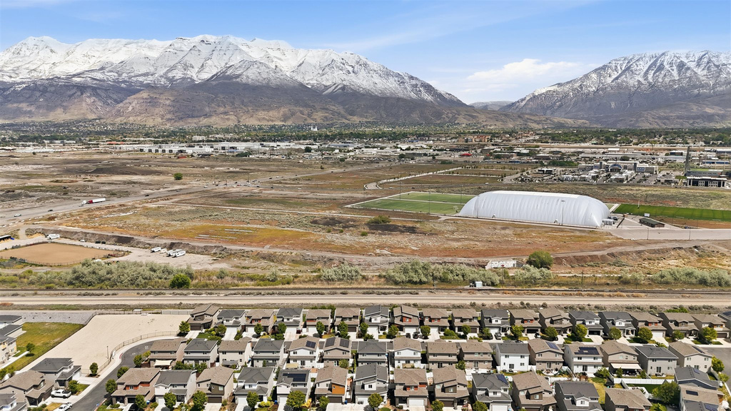 573 N 290 E Vineyard, UT 84059