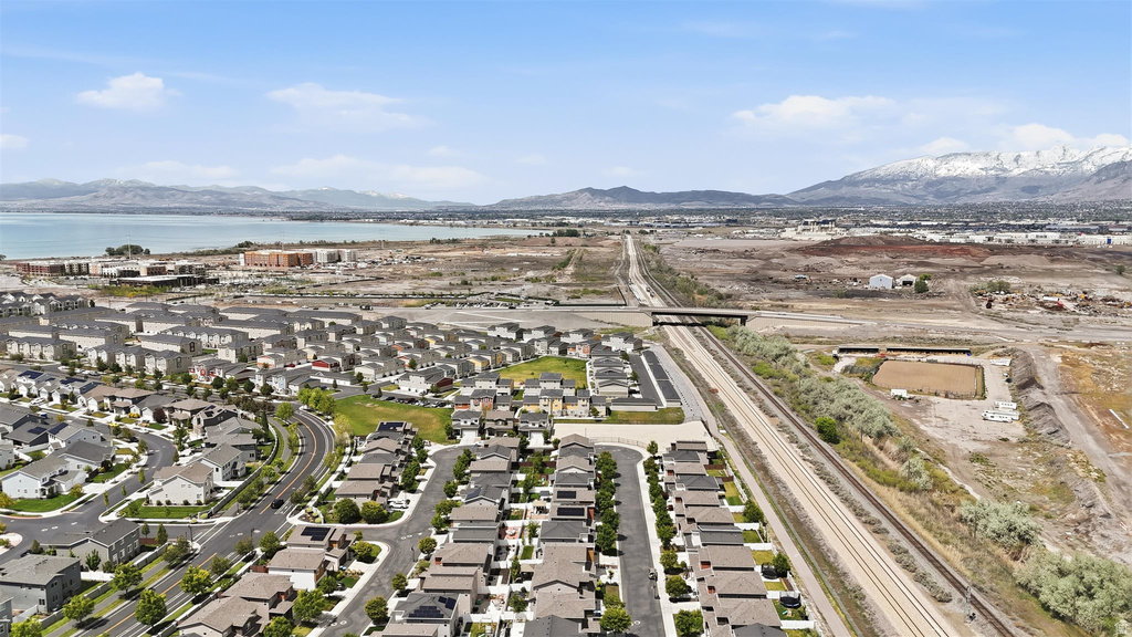 573 N 290 E Vineyard, UT 84059