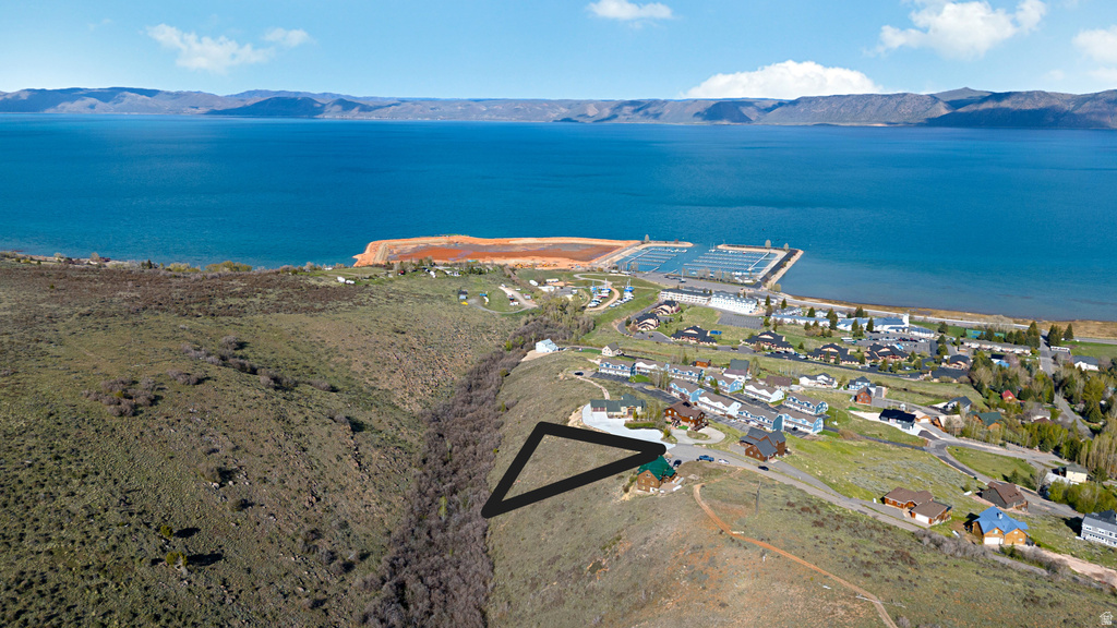 910 N CAMBRY DR Garden City, UT 84028