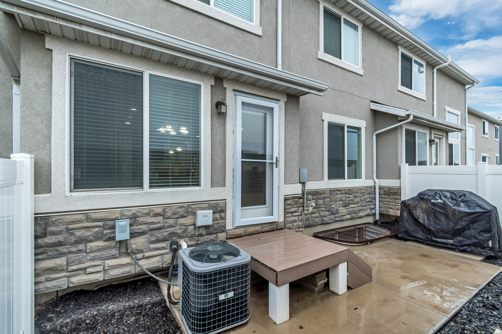 13061 S CANNON VIEW DR Riverton, UT 84096