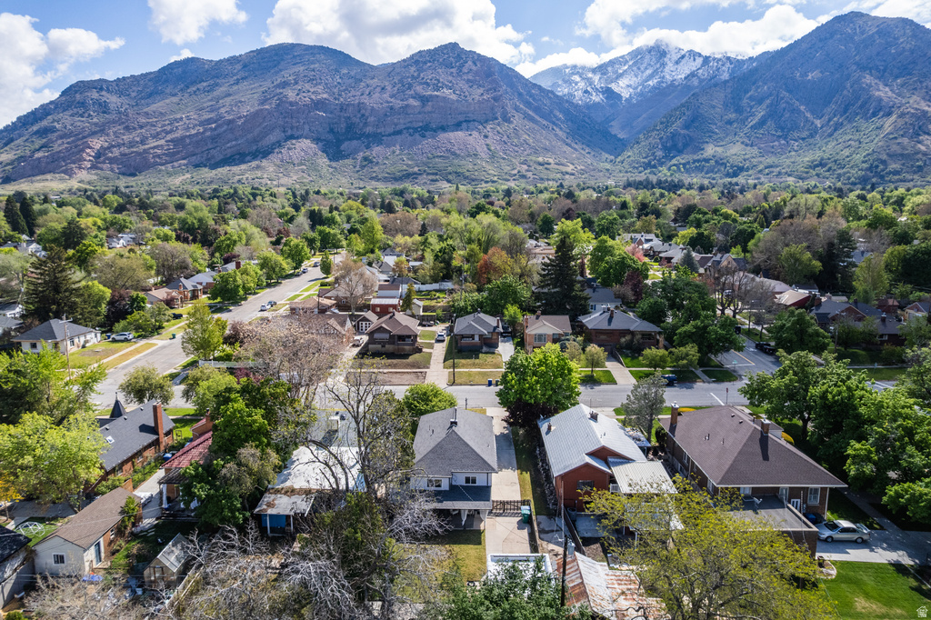 2571 S POLK AVE Ogden, UT 84401