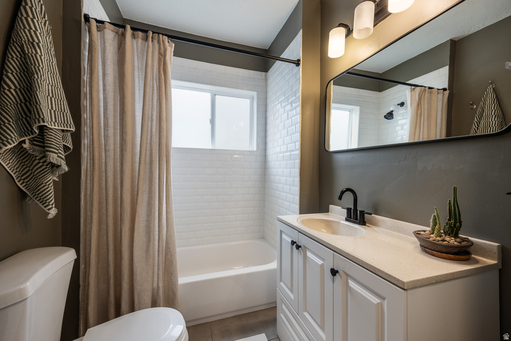 2571 S POLK AVE Ogden, UT 84401