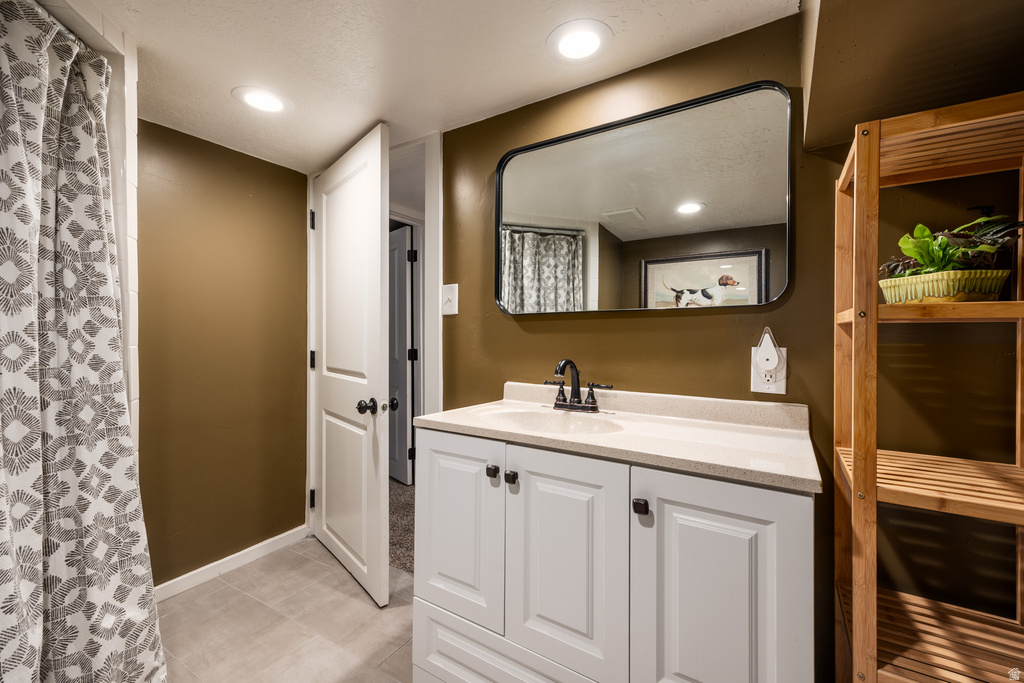 2571 S POLK AVE Ogden, UT 84401