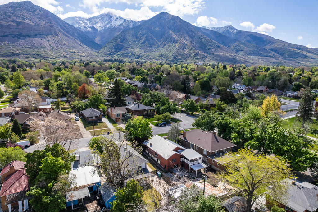 2571 S POLK AVE Ogden, UT 84401