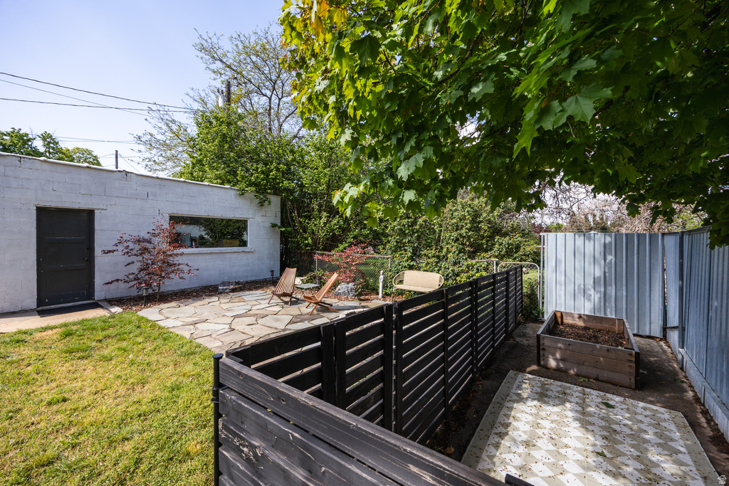 2571 S POLK AVE Ogden, UT 84401