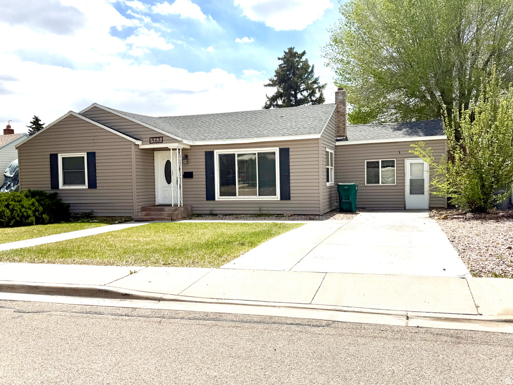 425 W 250 S Vernal, UT 84078