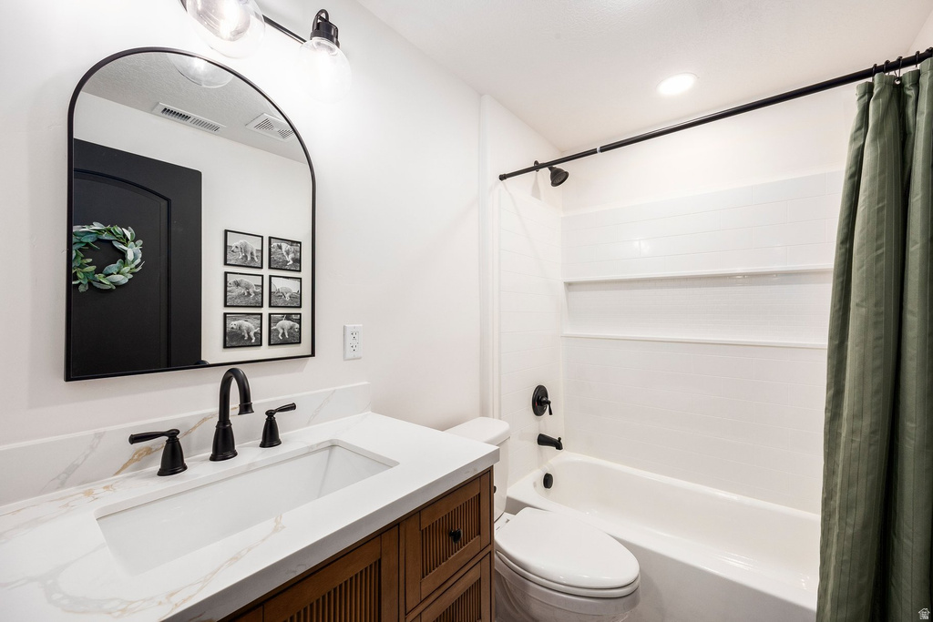 2857 E CARRIAGE HILL DR Eagle Mountain, UT 84005