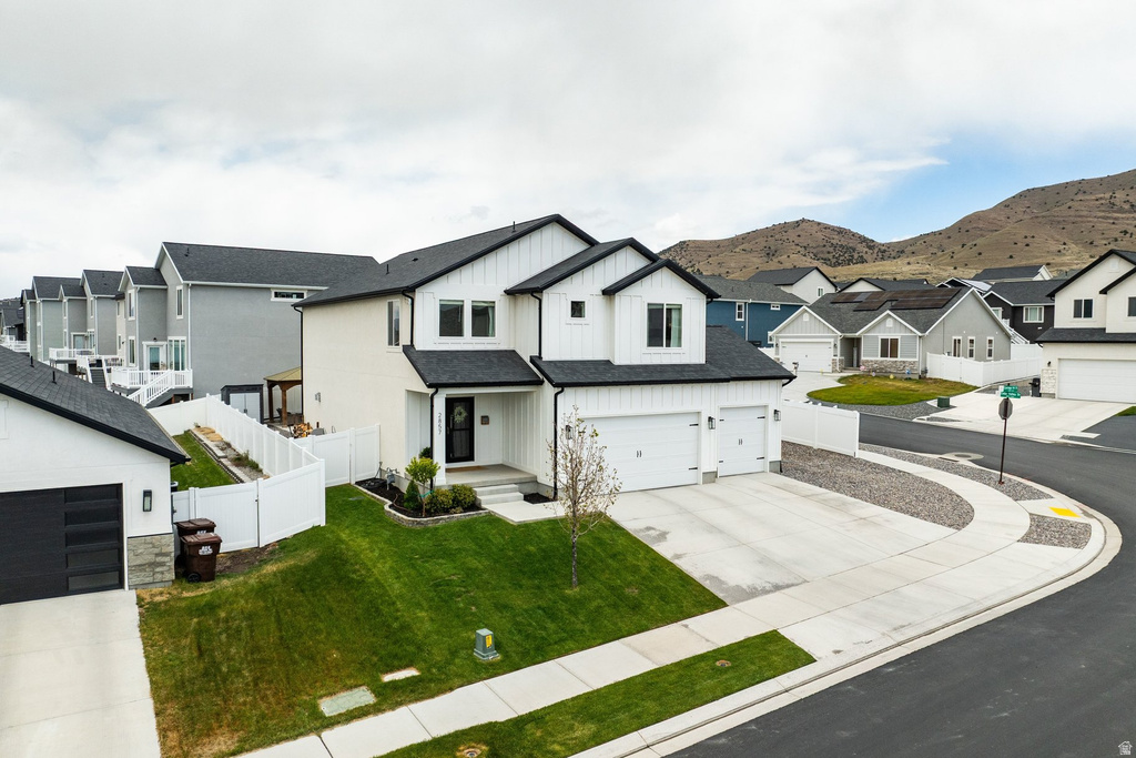 2857 E CARRIAGE HILL DR Eagle Mountain, UT 84005