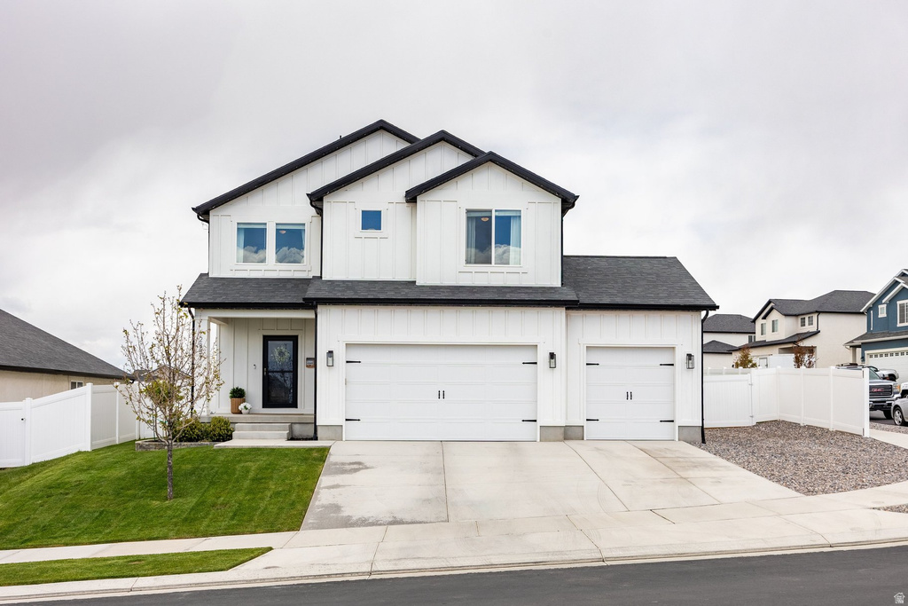 2857 E CARRIAGE HILL DR Eagle Mountain, UT 84005