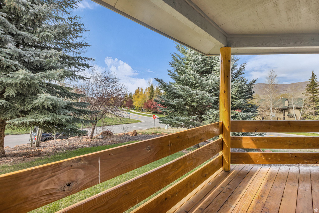 3041 KATIES XING Park City, UT 84098