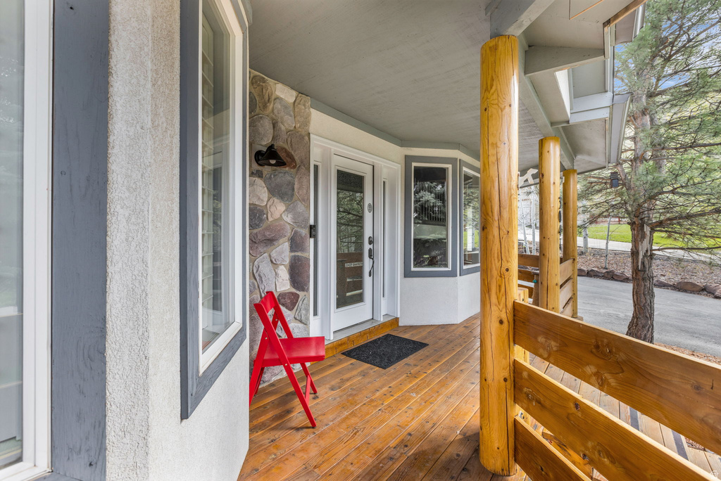 3041 KATIES XING Park City, UT 84098