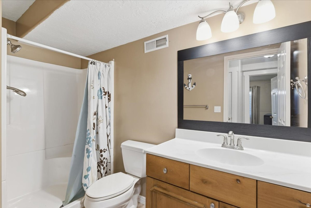 4921 W WOODRIDGE DR South Jordan, UT 84009