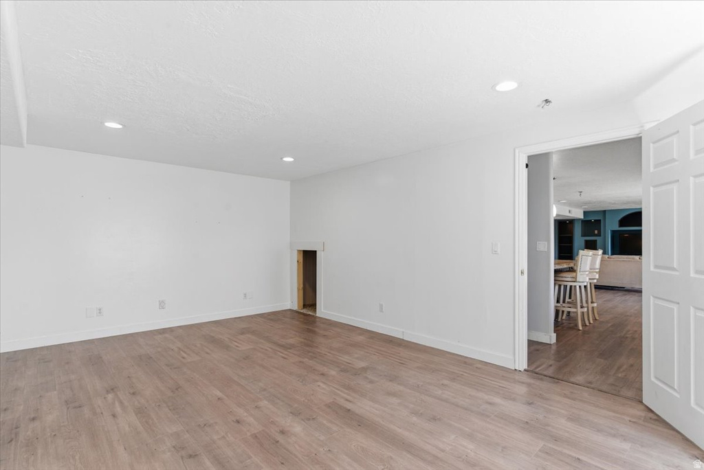 4921 W WOODRIDGE DR South Jordan, UT 84009